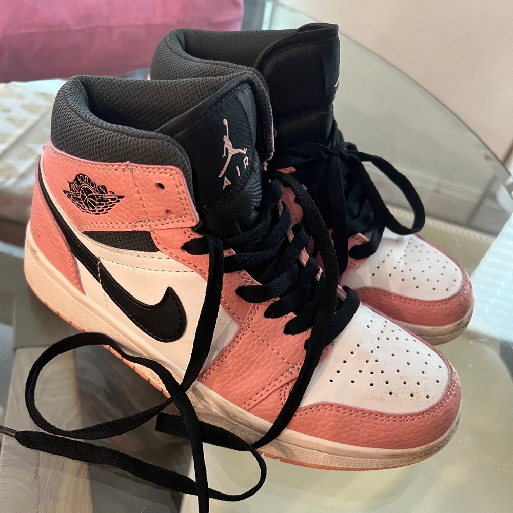 Nike Air Jordan’s ladies 6.5
